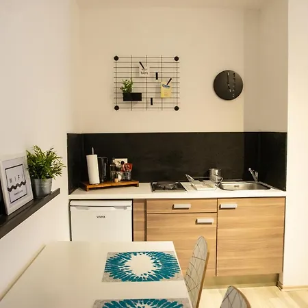 & La Casa Di Loreto 3* Ρόβινι