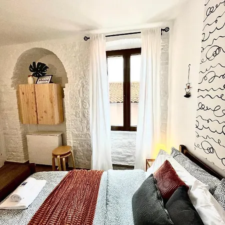Πανσιόν & La Casa Di Loreto