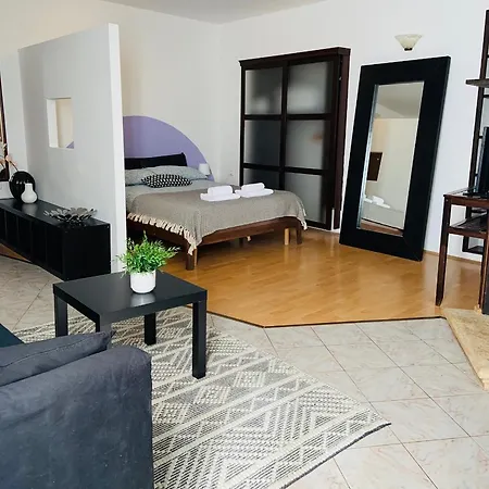 & La Casa Di Loreto بيت ضيافة 3*